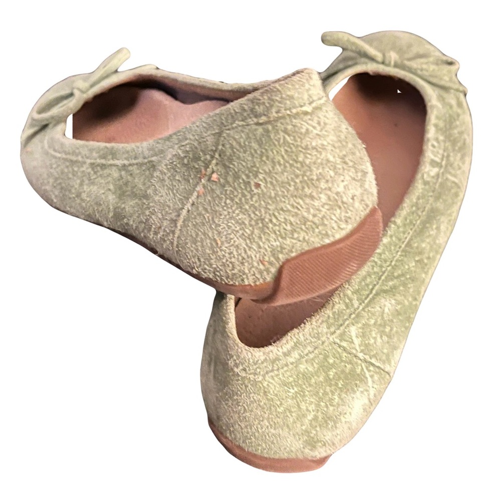 L.L. Bean Women's Green Ballet Flats - Picture 2 of 14